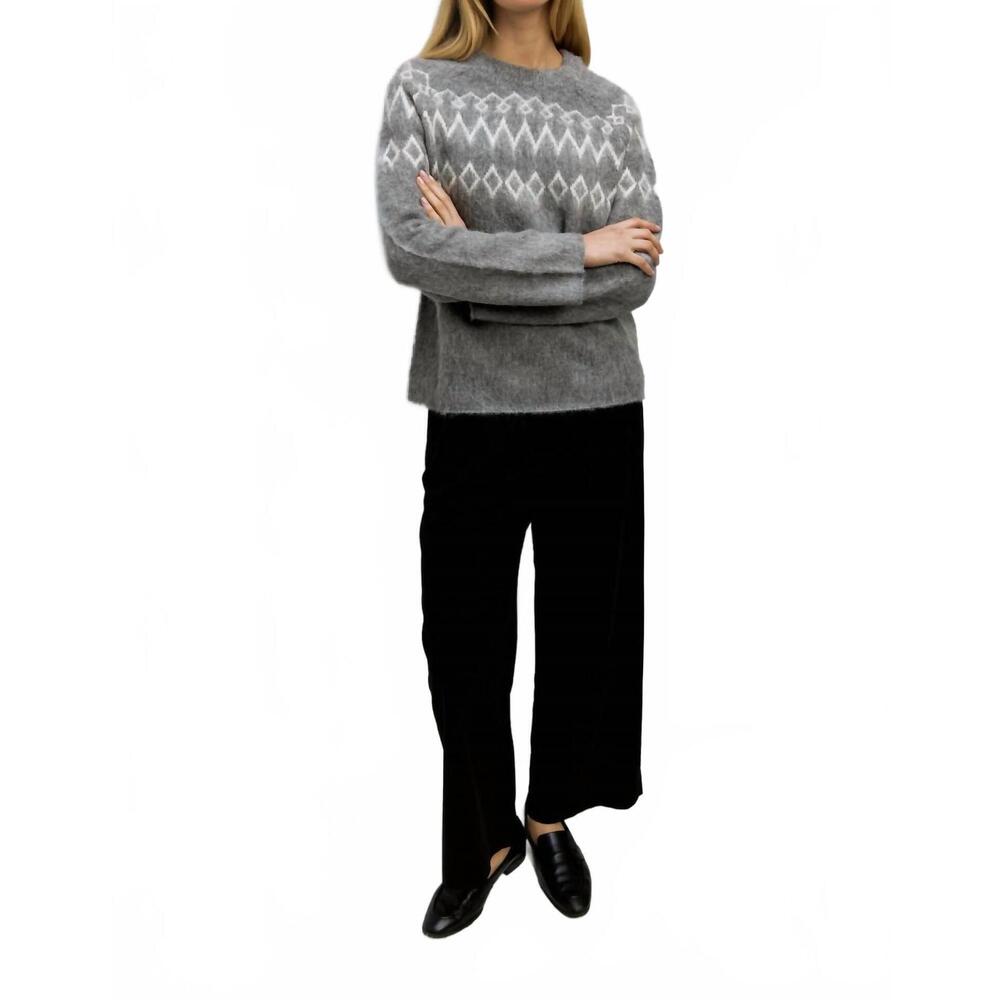 Mod Ref Gray & White Fair Isle Crewneck Sweater - Picture 5 of 5